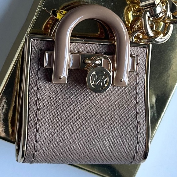 MICHAEL KORS Hamilton Micro Bag Key Fob Bag Charm, NWT in Gift Box - Picture 4 of 8